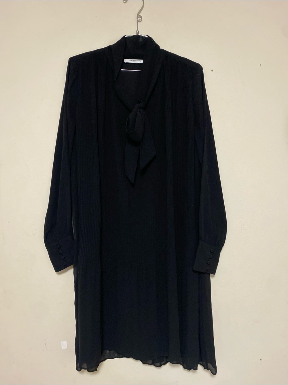 Long Sleeve Black Tie-Neck Shift Dress